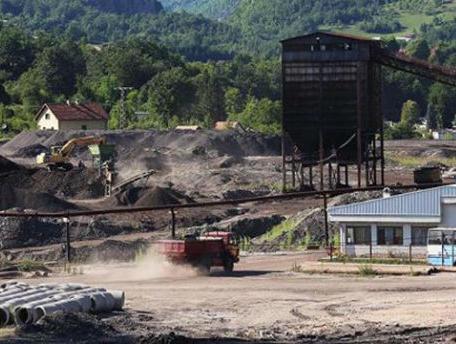 Koncesionar iskopao milione iz vladinog propalog rudnika