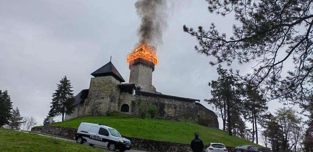 POŽAR KLADUŠA