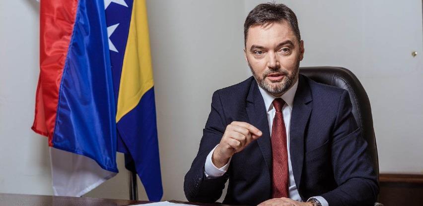 Košarac: Odgovorno rješavati probleme u mesnoj industriji