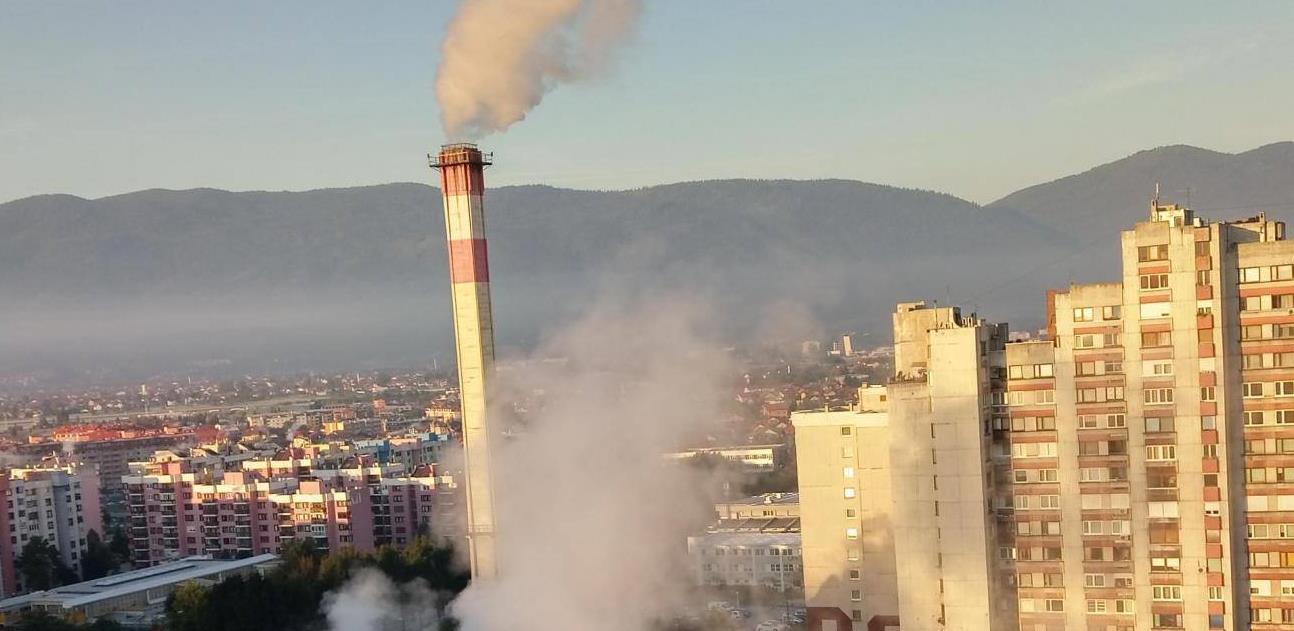 "Dim" iz visokih dimnjaka kotlovnica "Toplana" nije pokazatelj zagađenja zraka