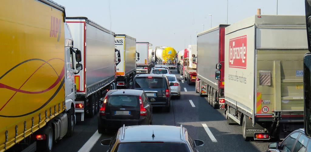 Onemogućen tranzit kamiona: Bh. privrednici traže hitno preispitivanje odluke Hrvatske