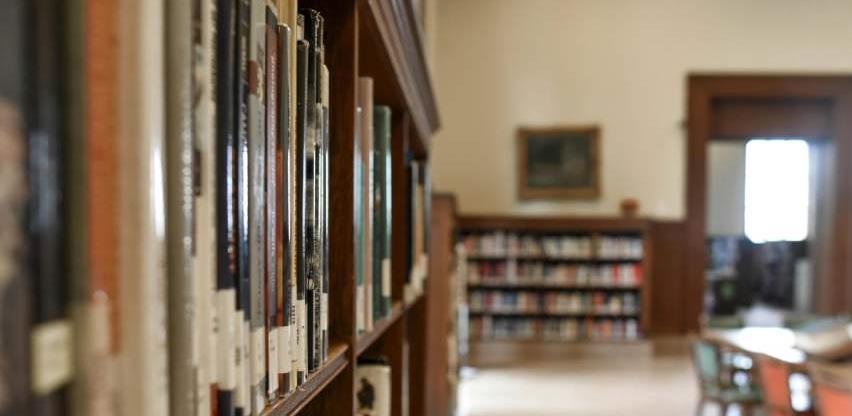 biblioteka škole