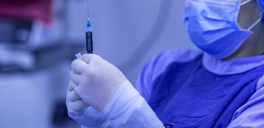 Vlada KS u pregovorima sa Ruskim fondom direktnih investicija i AstraZenecom