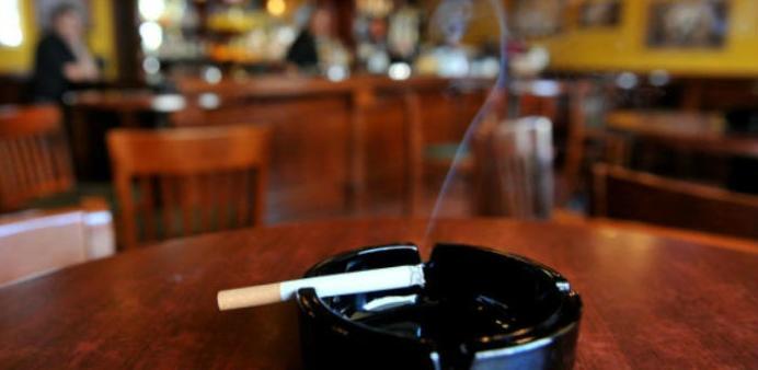 Udruženja hotelijera smatra da im je zabranom pušenja ugrožen rad