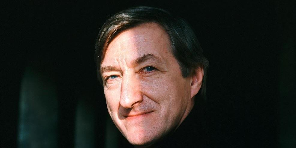 Julian Barnes