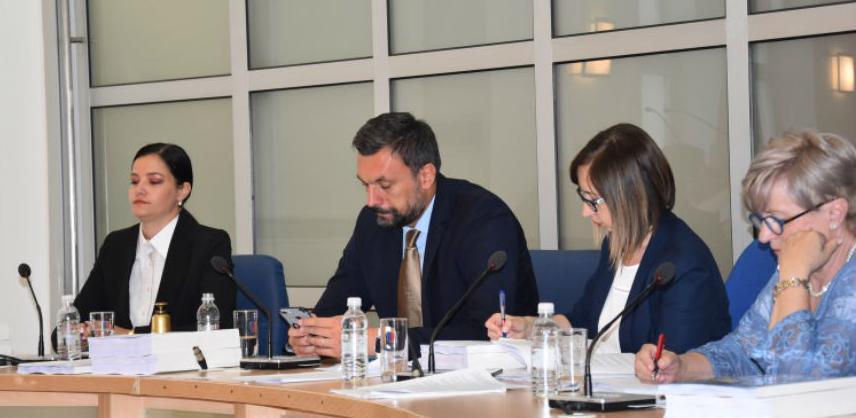 Skupština KS: Inicijativa da kladionice budu udaljene jedan kilometar od škola