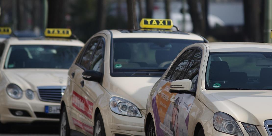 Taxi
