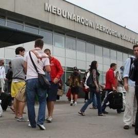 Na bh. aerodromima broj putnika povećan za 15,8 posto