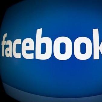 Facebook vas želi prisiliti da za poruke imate i drugu aplikaciju