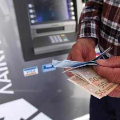 Kipru nedostaje 75 miliona eura za plate i penzije