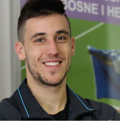 Džumhur okončao najuspješniju sezonu u karijeri na 77. mjestu