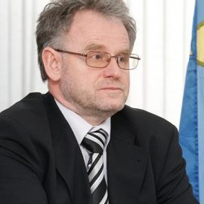 Ministar finansija u Vladi KS Muhamed Kozadra vršilac funkcije premijera