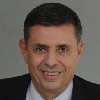 UniCredit imenovala Lubomira Mitova za glavnog ekonomistu za CIE