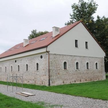 Kamena kuća i kula u novom sjaju