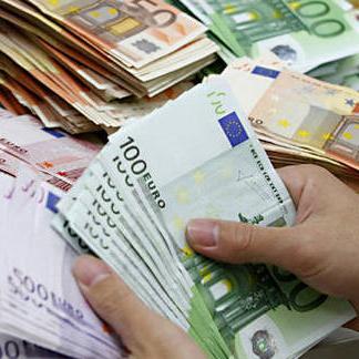 Jedan procenat najbogatijih drži polovinu svjetskog bogatstva