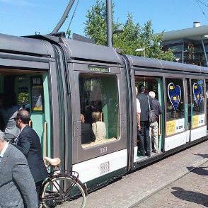 Tramvaj ukrašen simbolima BiH krenuo ulicama Strasbourga