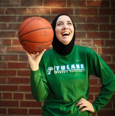 Indira Kaljo: Sarajka koja se izborila za hidžab u košarci