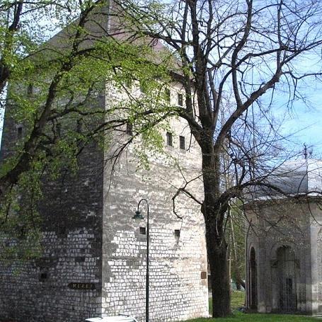 Rekonstrukcija Kapetanove kule u Bihaću do kraja 2014.