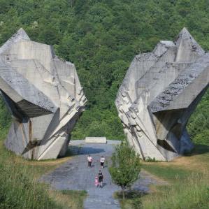 U Nacionalnom parku "Sutjeska" u toku je obnova rasvjete u Dolini heroja