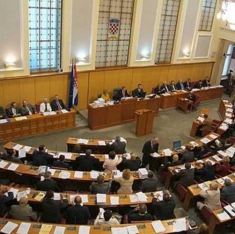 Reding: Za mene je slučaj Lex Perković riješen