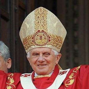 Papa Benedict XVI se povlači sa dužnosti