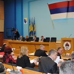 Usvojen rebalans budžeta i nova odluka o zaduženju RS-a