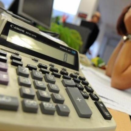 U BiH više od 1,5 milijuna građana strahuje od blokade računa