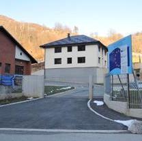 U funkciji Azilantski centar u mjestu Delijaš u općini Trnovo