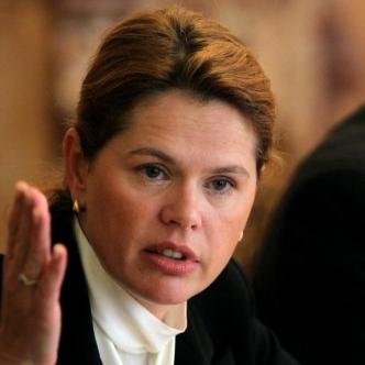 Bratušek za limitiranje plaća u državnim tvrtkama