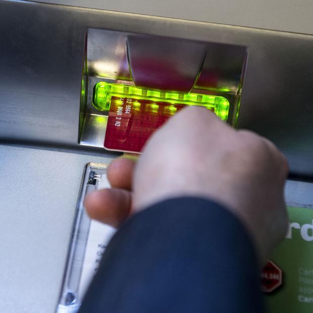 Svi građani EU dobili pravo na osnovni bankovni račun