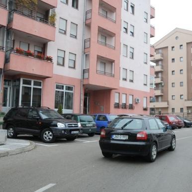 Banja Luka: Parkinzi i pauk donijeli milione
