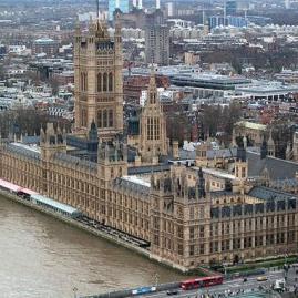Novi britanski parlament počeo s radom