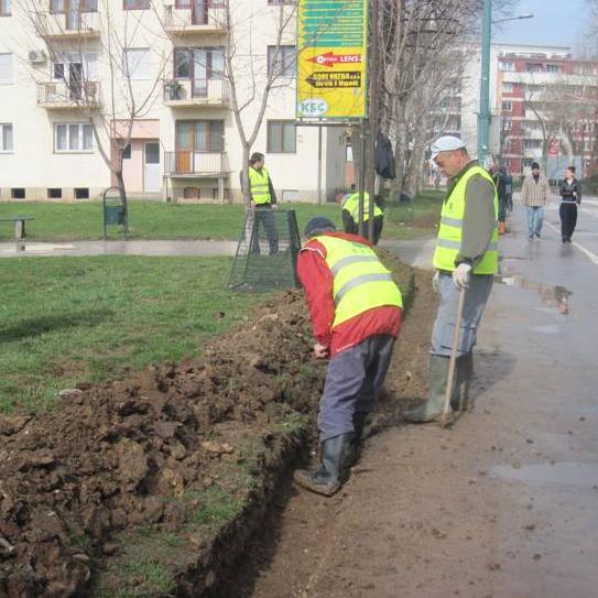 Park: Završen projekat uređenja zelenih površina u KS