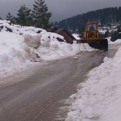 Traže se izvođači radova na održavanju puteva: Posao vrijedan oko 10 mil.KM