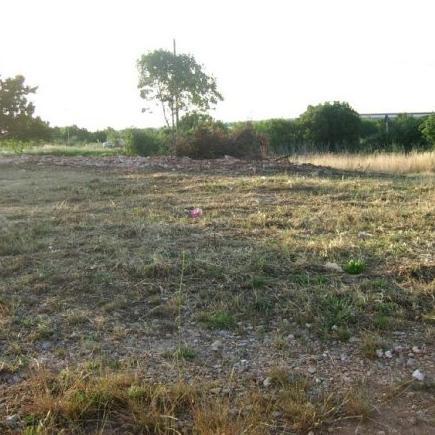 Prodaje se neizgrađeno građevinsko zemljište u Industrijskoj zoni Puračić