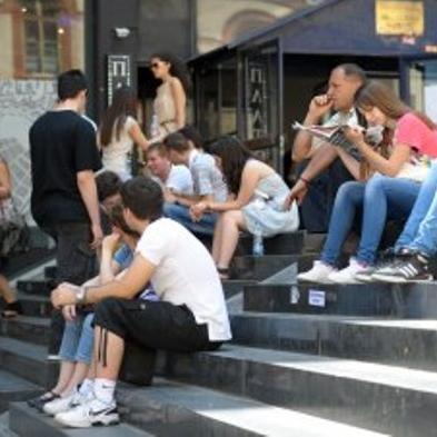 Hitno rješiti pitanje nezaposlenosti mladih