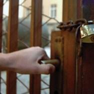 Mala i srednja preduzeća na udaru: Država nametima zatvara firme?