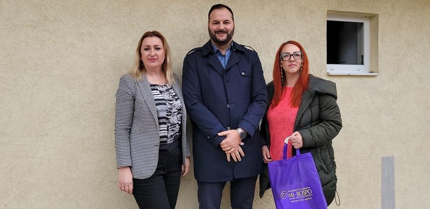 MI-BOSPO donacija sigurnoj kući fondacije Udružene žene