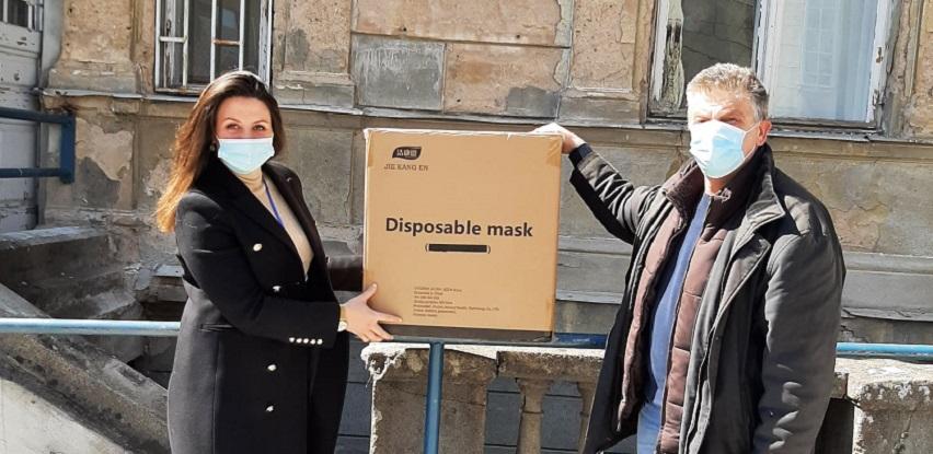 TUZLA-FARM donirao zaštitnu medicinsku opremu