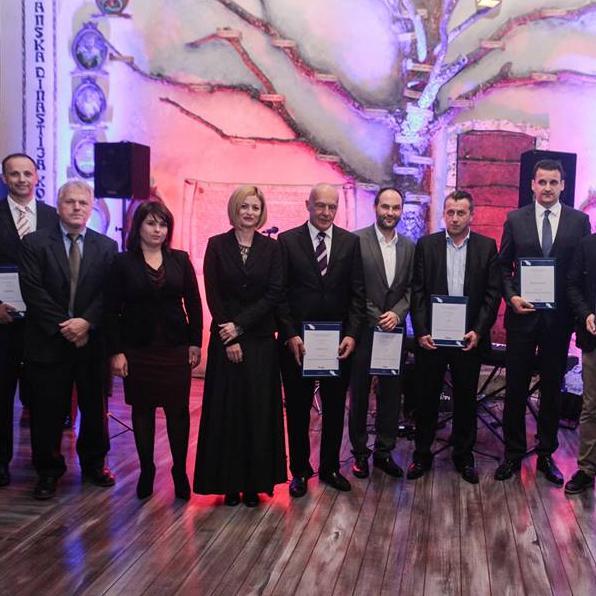 AmCham BiH uručila novčanu donaciju od 70.000KM