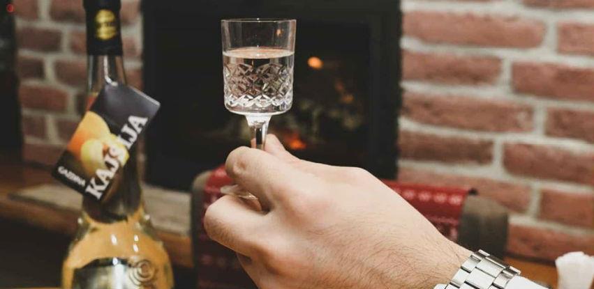 Sa Gazdinom rakijom od kajsije zagrijte i dušu i tijelo