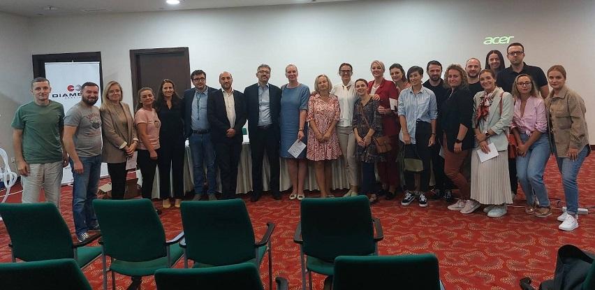 KANTONALNA BOLNICA ZENICA Škola mehaničke ventilacije