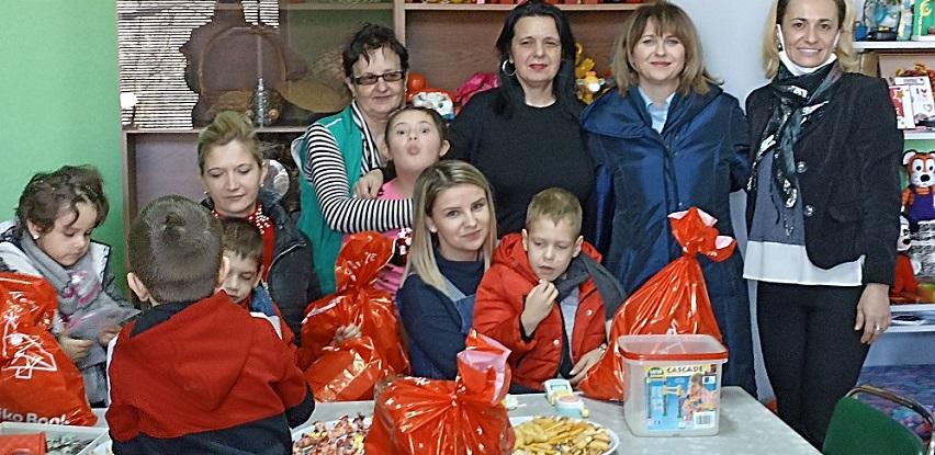 Jedan paketić za jedan osmijeh Addiko bank humanitarna akcija zaposlenika
