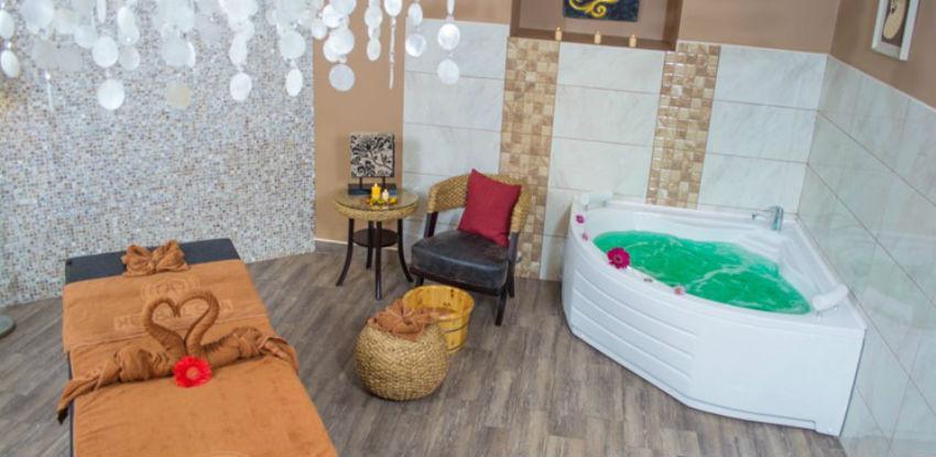 Novo! Masaža + VIP jacuzzi!