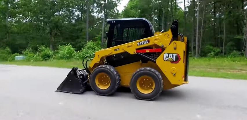Teknoxgroup Cat D3 mali utovarivaci