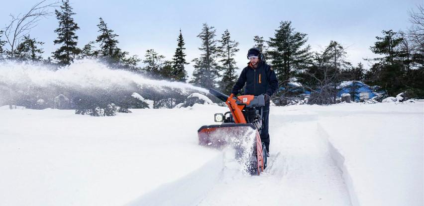Uklanjanje snijega sa manje napora sa Husqvarna bacačima snijega