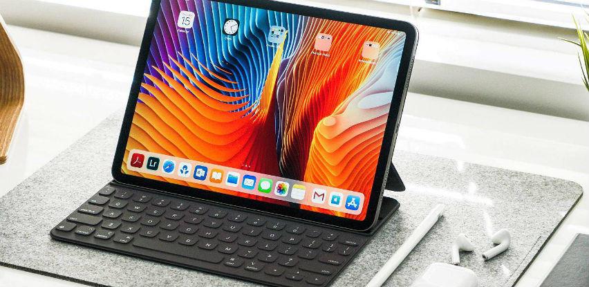 Tri koraka do radnog stola - iPad, Apple Pencil & Apple smart keyboard