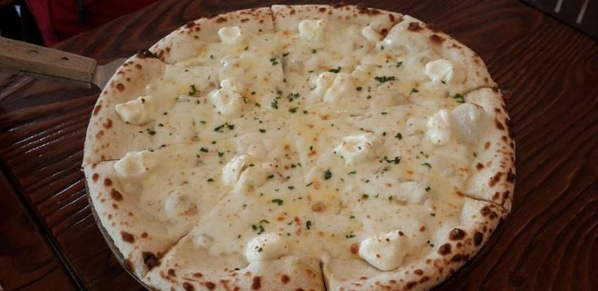 Pizza sa 111 vrsti sireva ušla u Guinnessovu knjigu rekorda