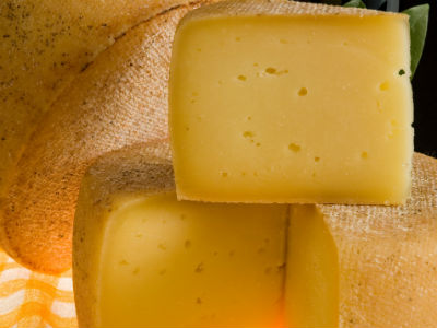 Livanjski sir pod zaštitom oznake zemljopisnog porijekla