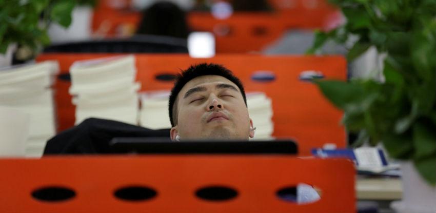 Japan: Spavanje na radnom mjestu postaje obveza